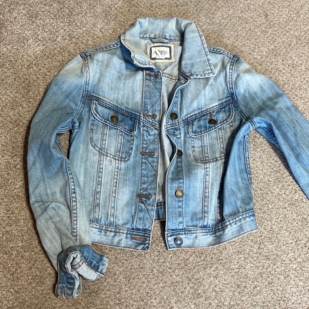 ✏️ 🐇🇺🇸 Women’s Jean Jacket
